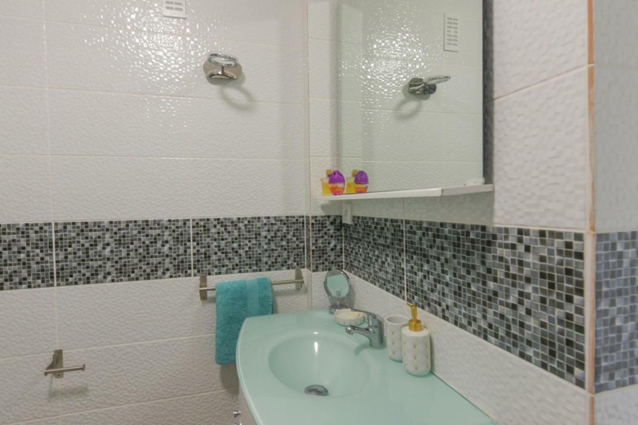 Appartement Jaures Vue Sur La Seine - Welkeys Clichy Luaran gambar